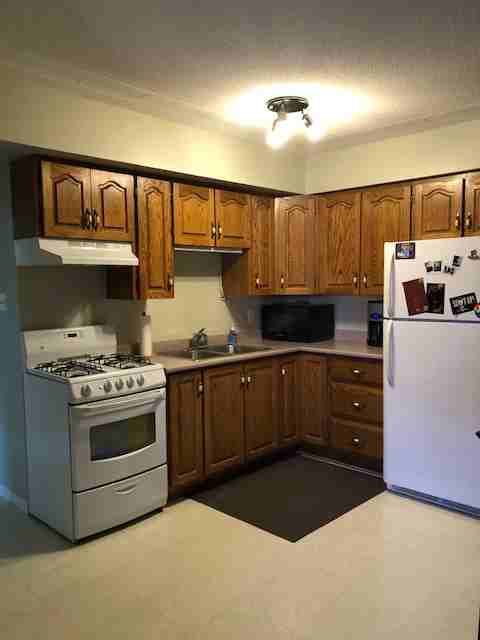 32 Verekyn Crescent - Photo 2 of 12