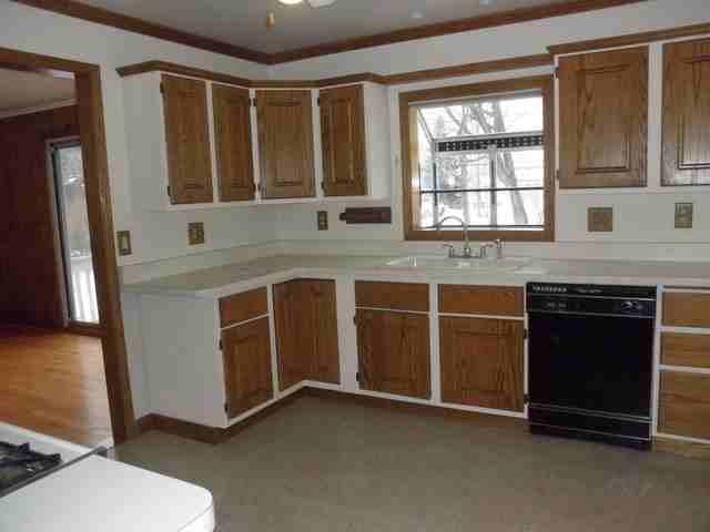 1116 Goodview Ave - Photo 3 of 17