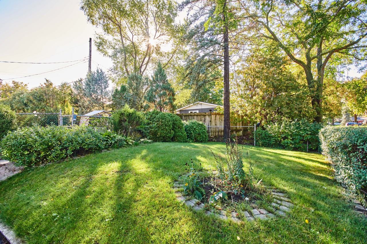 2155 Tawney Road - Photo 4 of 12