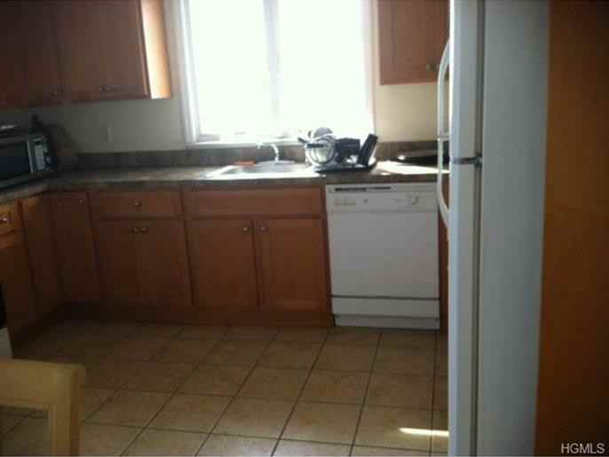 56 Page Ave - Photo 3 of 10