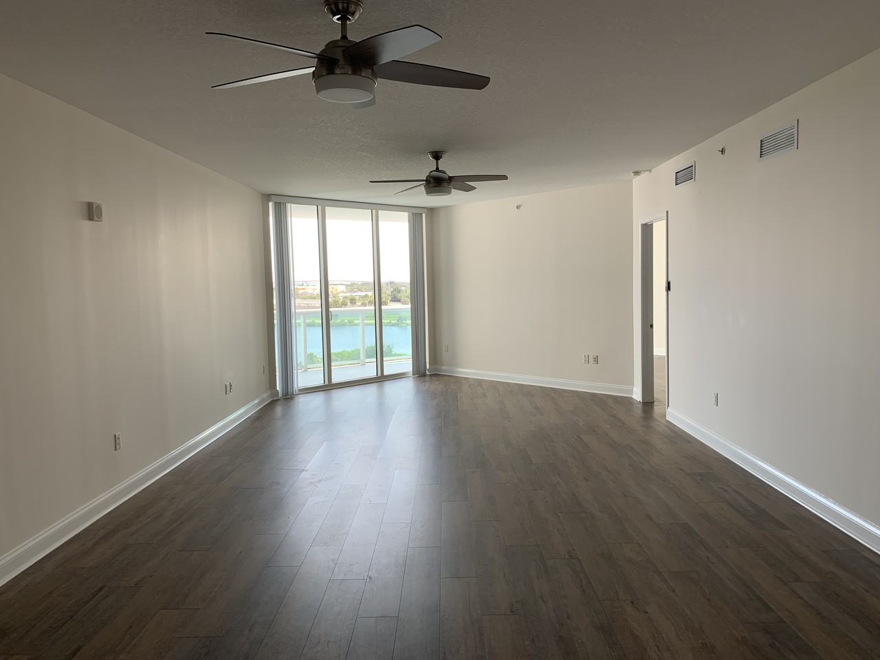 231 Riverside Dr #607 - Photo 2 of 10