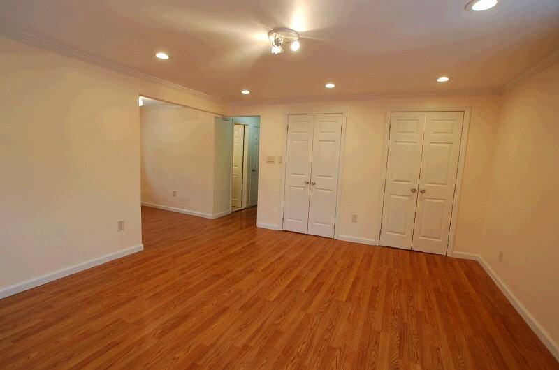 1058 N 7th St - Photo 3 of 6