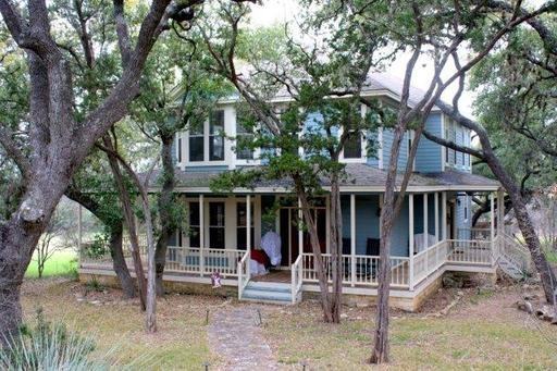 8104 Little Spring Ln - Photo 2 of 42