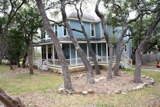 8104 Little Spring Ln - Photo 3 of 42