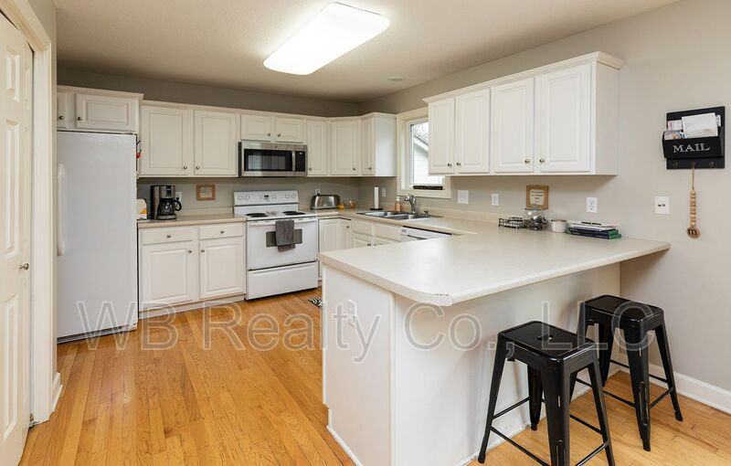 4519 Meadow Valley Dr - Photo 3 of 29