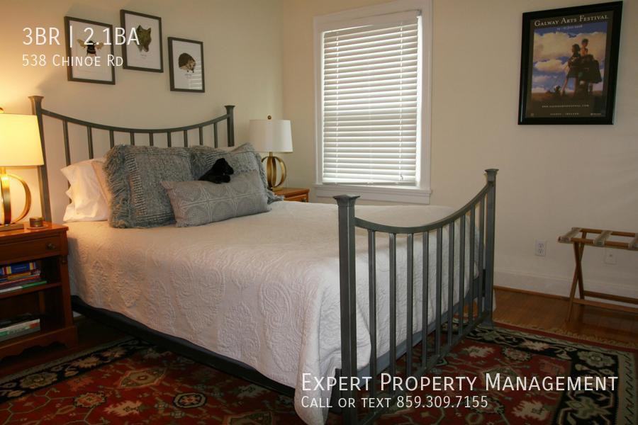 538 Chinoe Rd - Photo 3 of 10