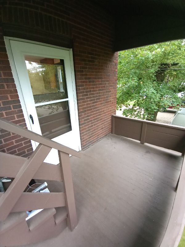 206 Edwin Ave Se #2 - Photo 4 of 10