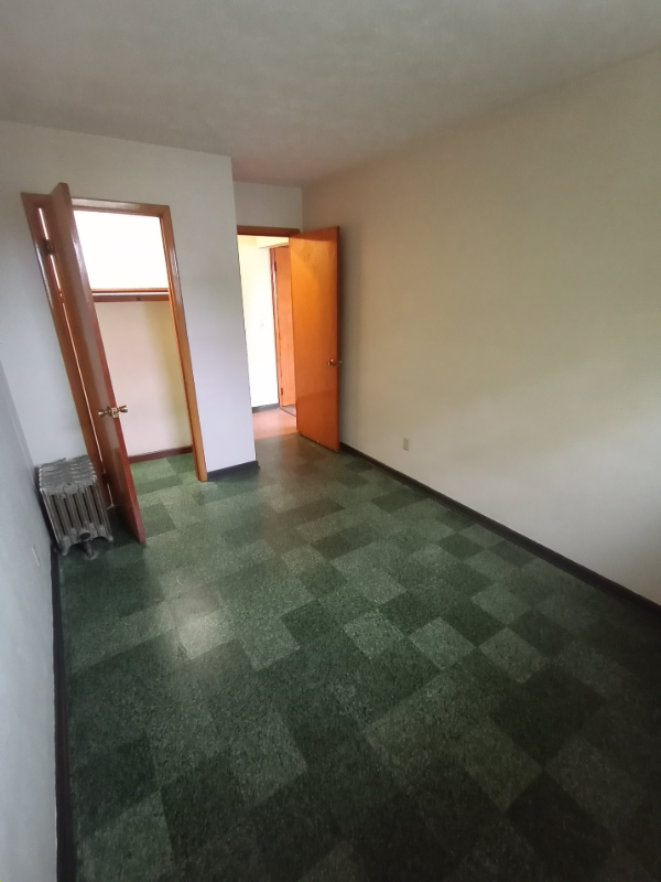 206 Edwin Ave Se #2 - Photo 7 of 10