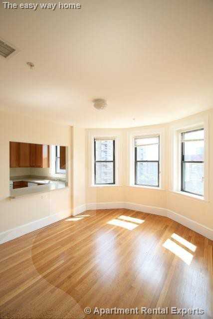 881 Massachusetts Ave #32 - Photo 3 of 15