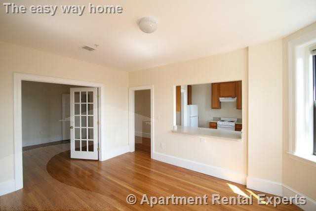 881 Massachusetts Ave #32 - Photo 4 of 15