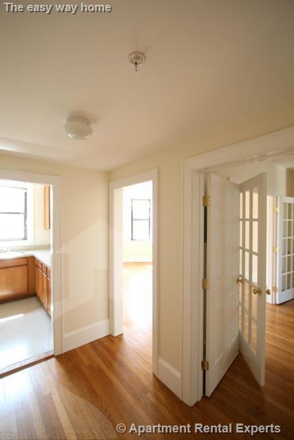 881 Massachusetts Ave #32 - Photo 7 of 15