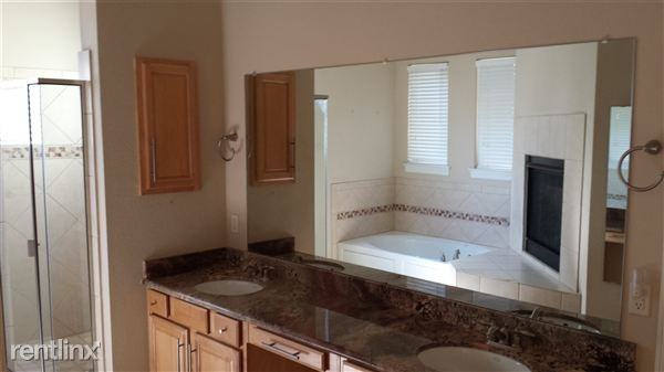 15th Street Village Townhomes - Photo 2 of 10