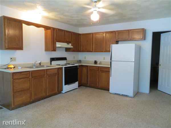 604 Forest St - Photo 2 of 7