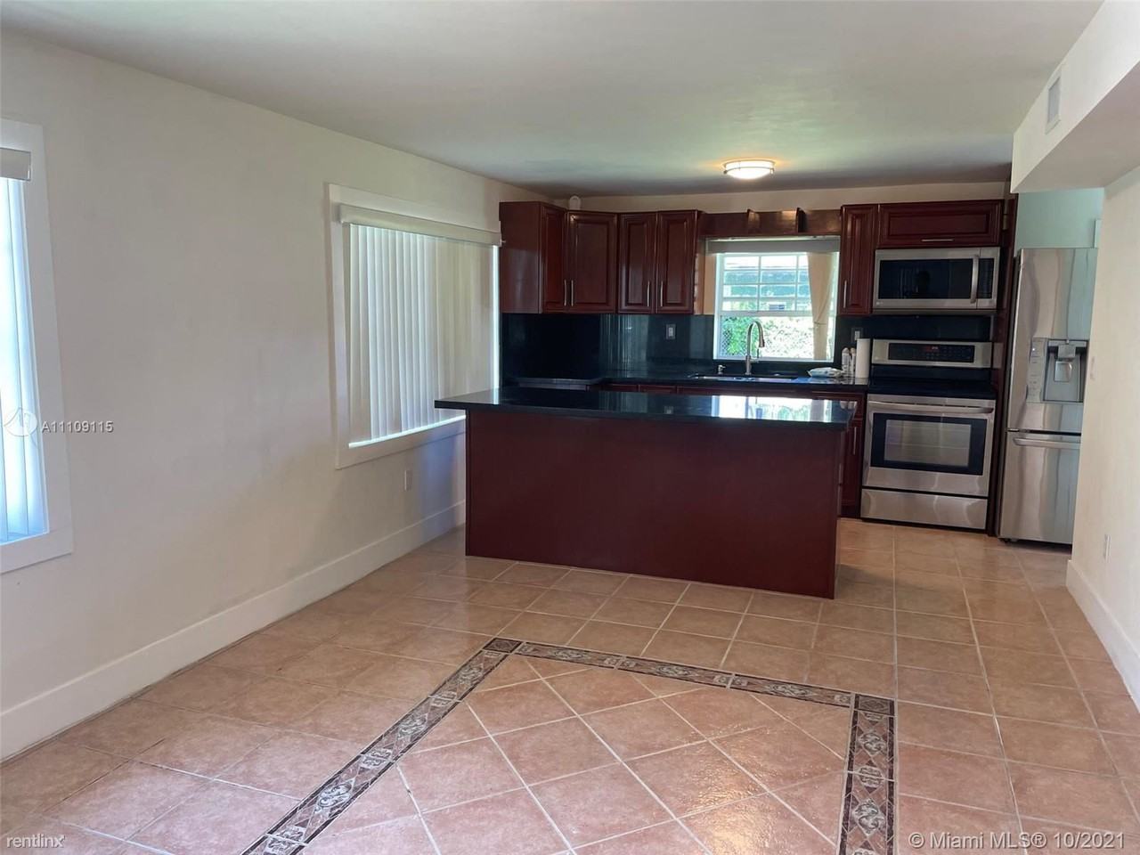 2255 Sw 26th St #1 - Photo 2 of 14