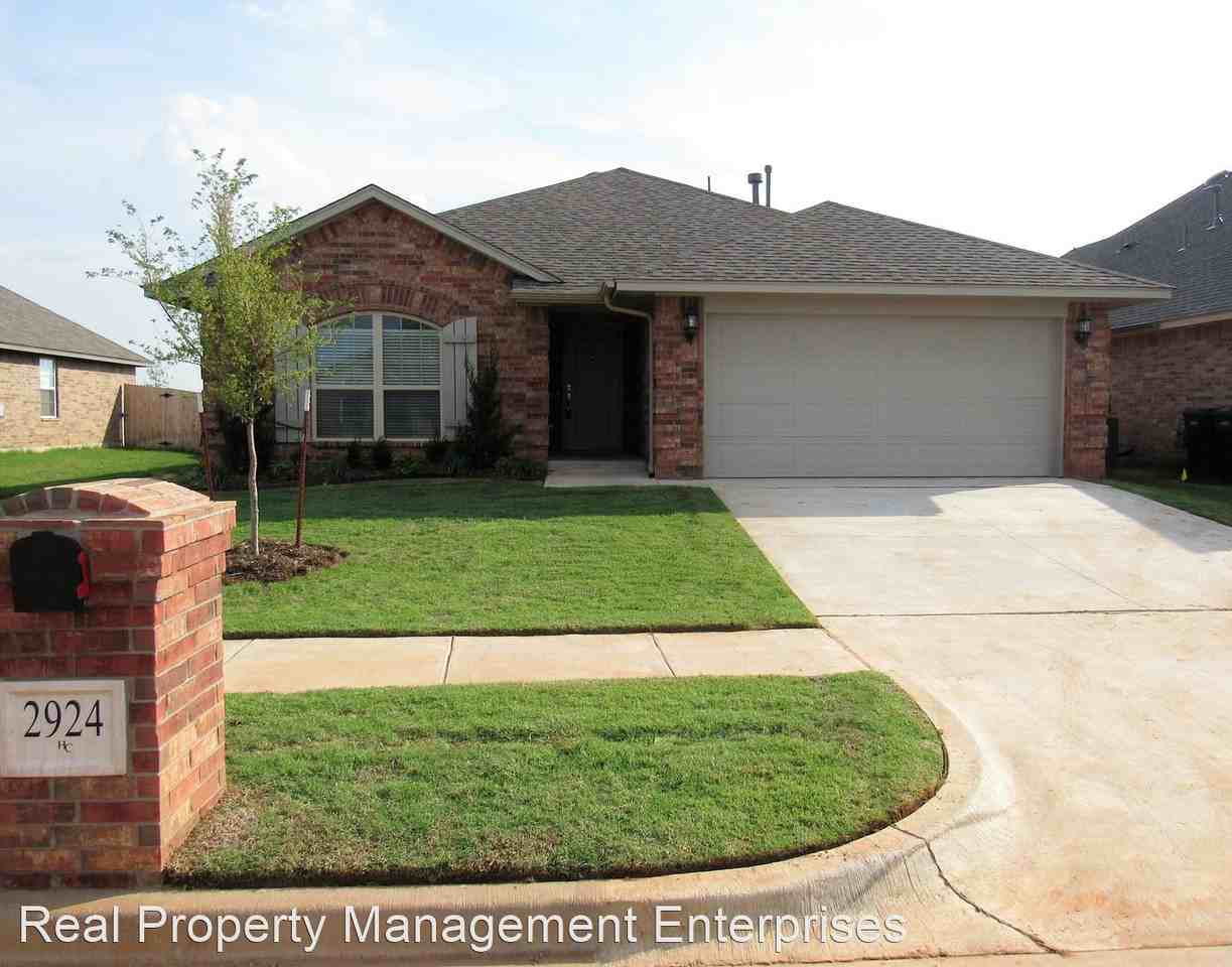 2924 Nw 181st St - Photo 2 of 15