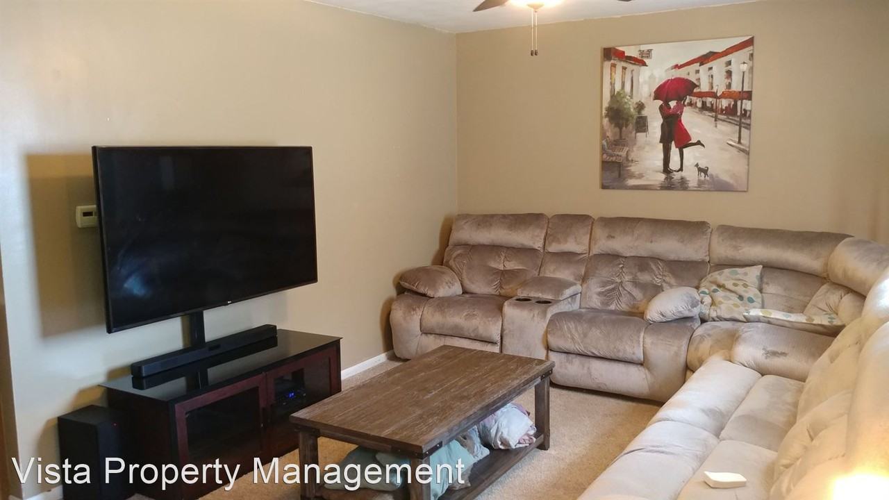 28 Marilou Dr - Photo 2 of 22