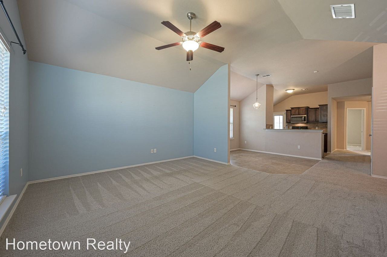 2328 Nw 196th Ter - Photo 3 of 21