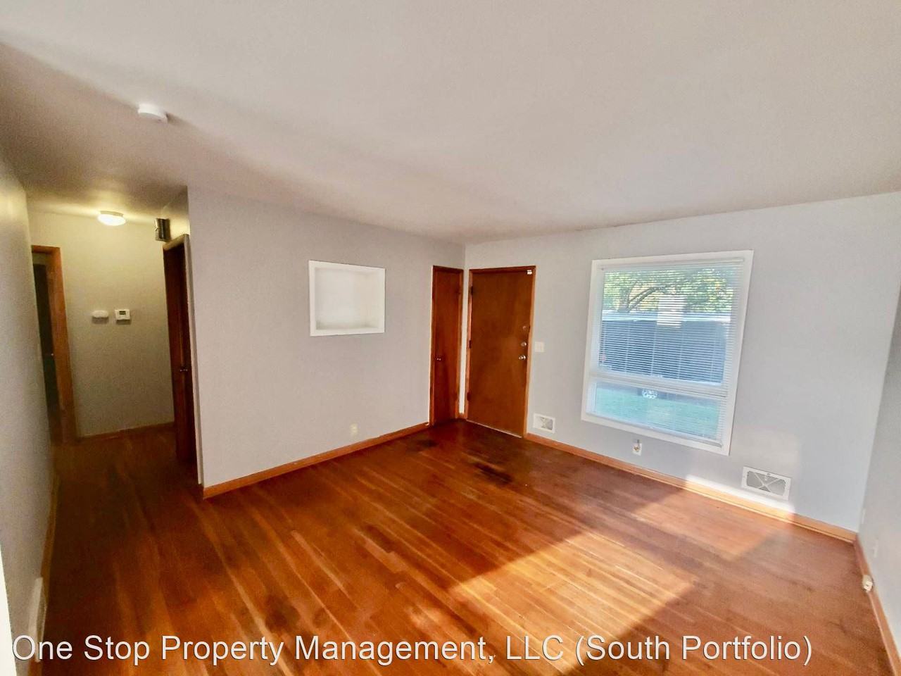 200 Nw 22nd St - Photo 2 of 11