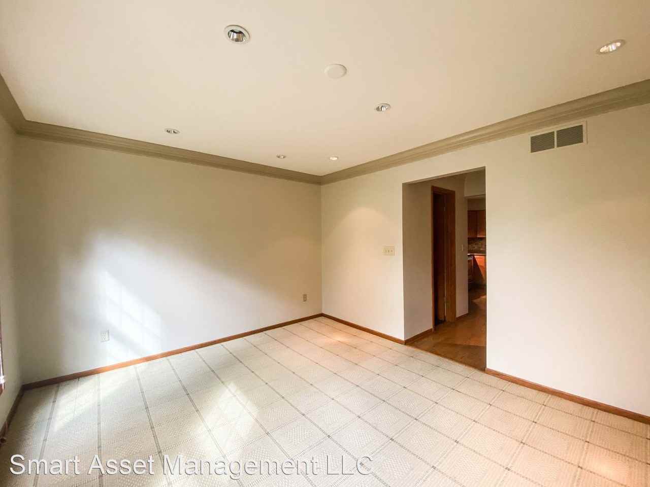 879 Timberline Ct W - Photo 2 of 19