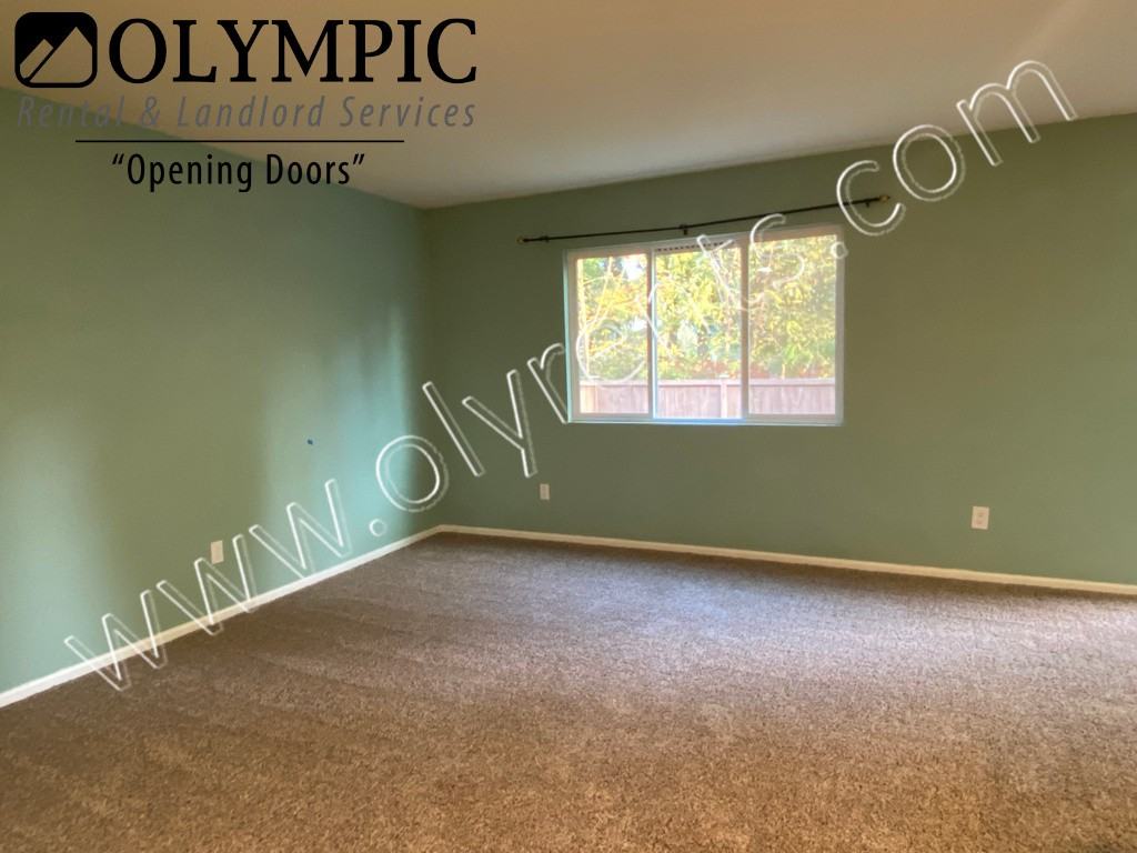 5436 57th Loop Se - Photo 2 of 15