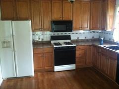 177 Hackmatack St - Photo 3 of 9