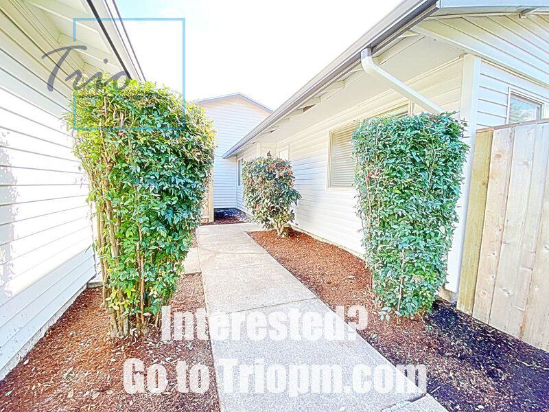 4220 Sean St - Photo 2 of 14