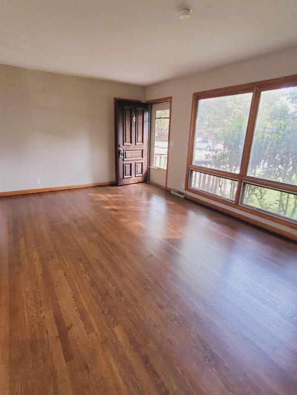 1415 N Prairie Ln - Photo 3 of 28