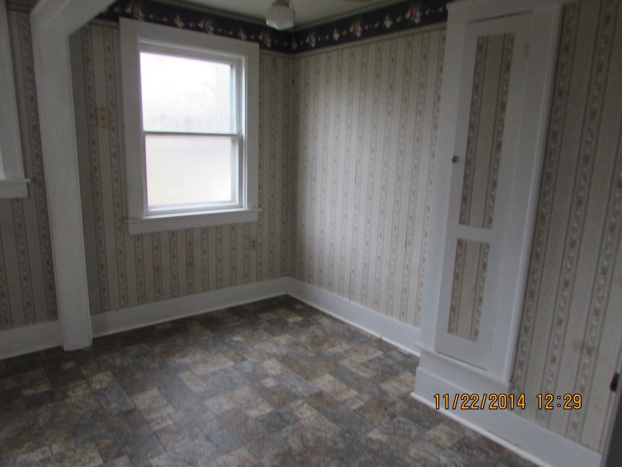 708 N River Blvd - Photo 2 of 9