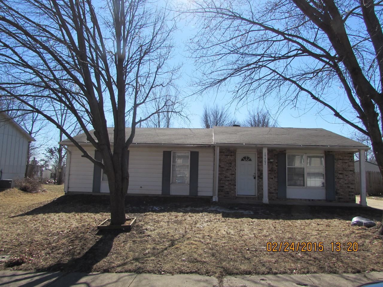 19407 E 6th St N - Photo 2 of 4