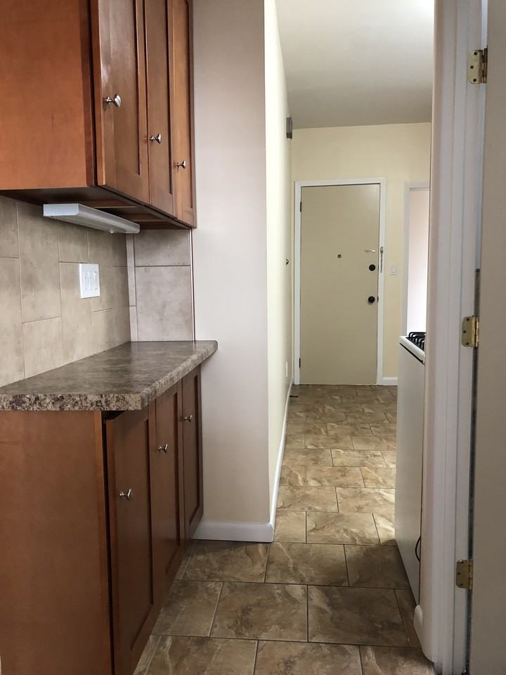 71-50 69th Place #2 L - Photo 2 of 17