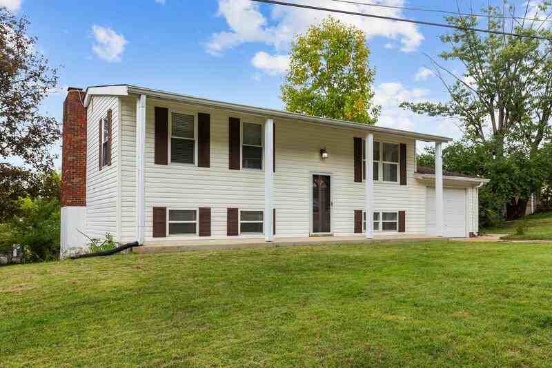 1035 Woodland Trails Dr - Photo 2 of 22