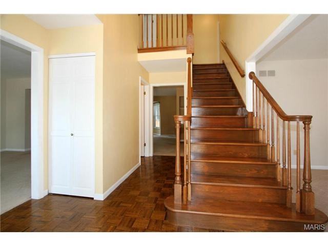 16405 Waterford Manor Ct - Photo 2 of 20