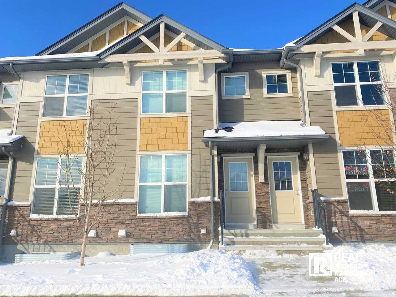 Beautiful 2 Bed + 1.5 Bath Townhouse / Cochrane Apartments 101 Sunset