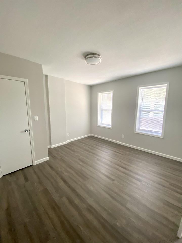 531A Charlotte St #531A - Photo 4 of 9