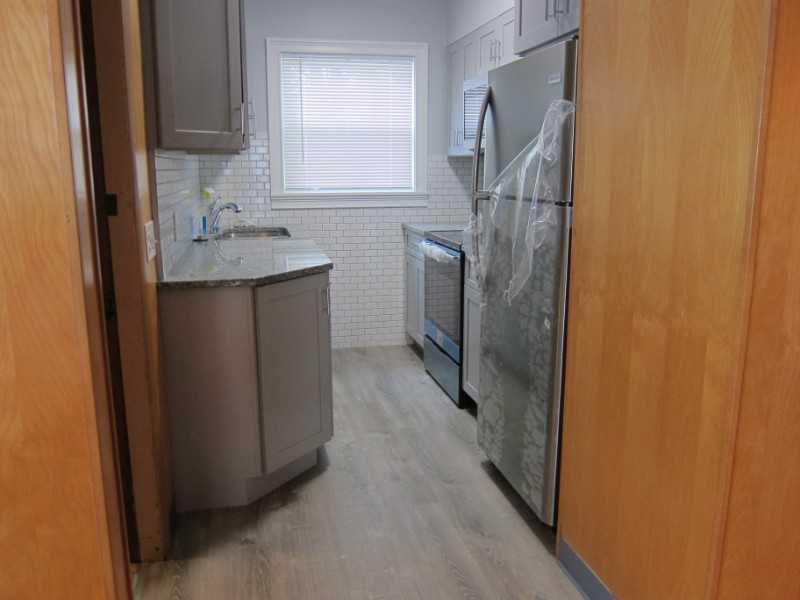 73 Armington Ave - Photo 2 of 15