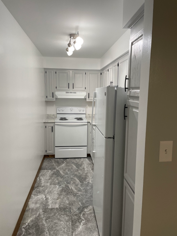 600 Riverside Dr #21 - Photo 6 of 12