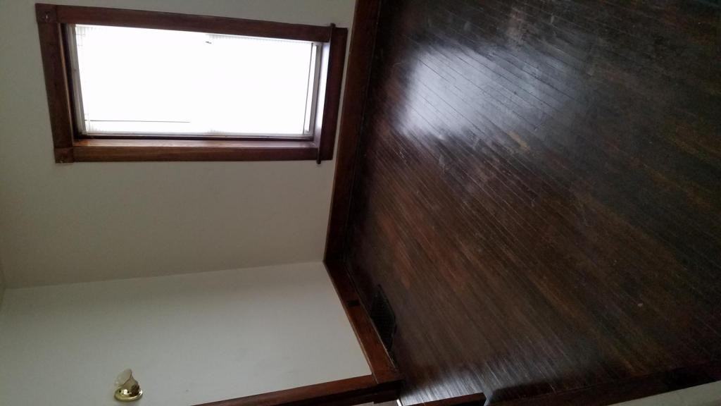 6 N Cherry Ave Apt 2 - Photo 3 of 5