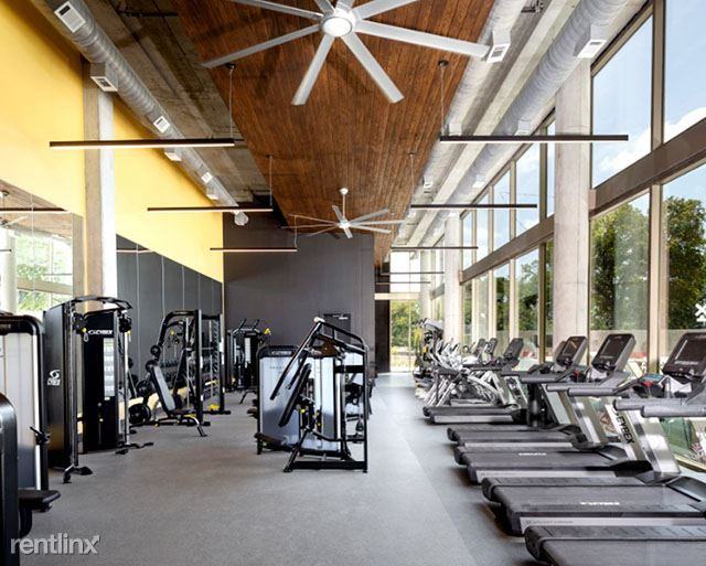 1211 E 5th St - Photo 3 of 43