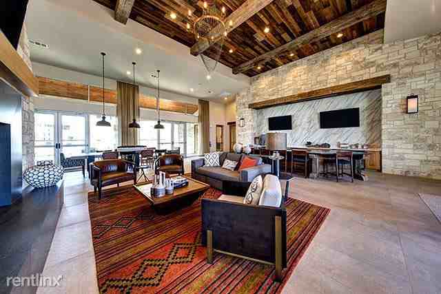 10500 S IH-35 - Photo 2 of 38