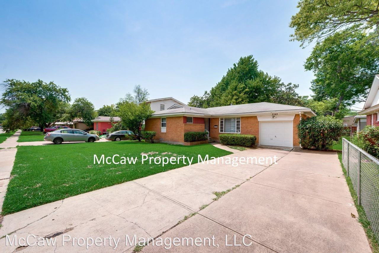 2149 Utica Dr - Photo 3 of 18