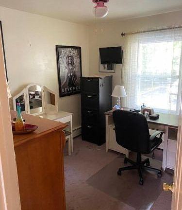 95 Garfield Rd - Photo 2 of 10