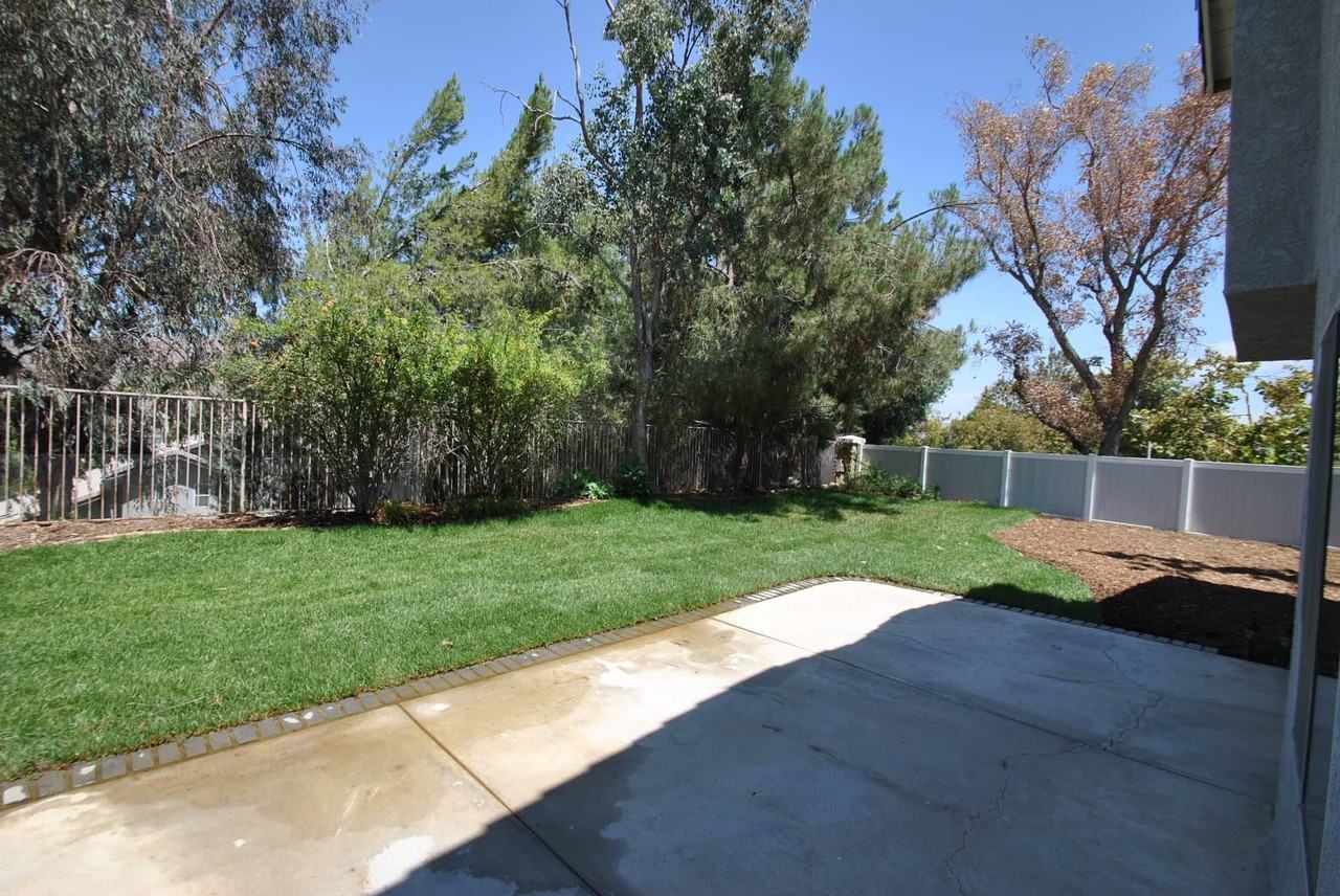 13250 Spur Branch Cir - Photo 2 of 8