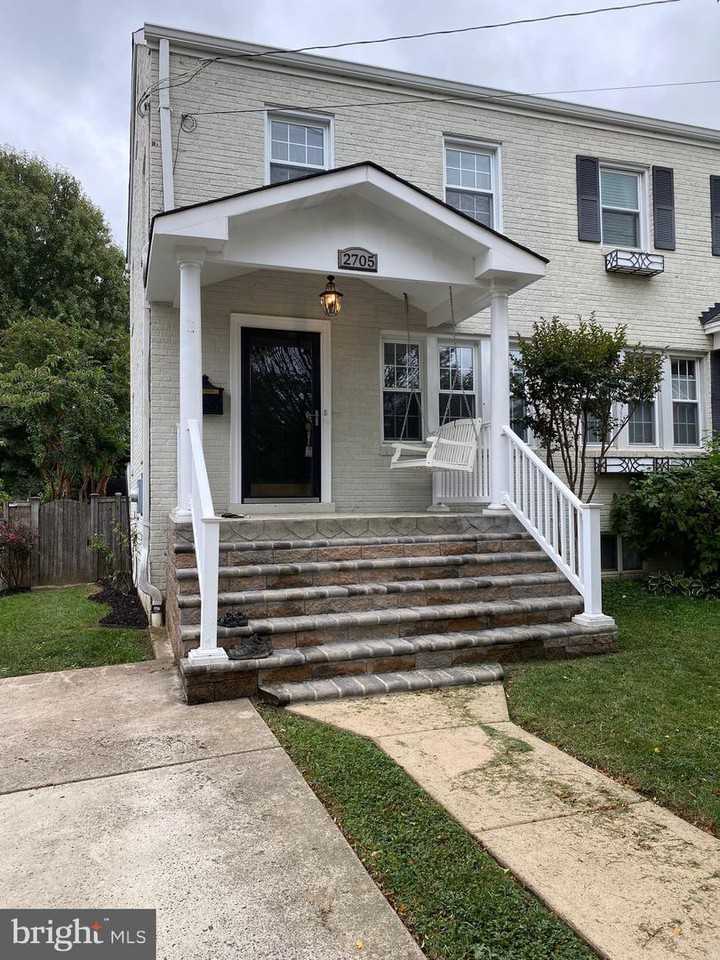 2705 Dewitt Ave - Photo 2 of 14