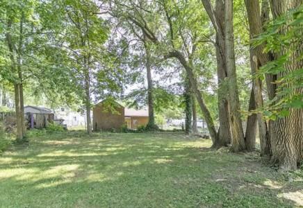 400 Catherine Street - Photo 5 of 14