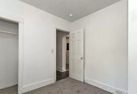 400 Catherine Street - Photo 7 of 14