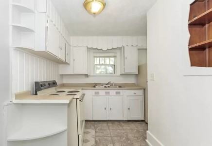 400 Catherine Street - Photo 4 of 14