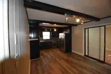 1515 Burnley Rd - Photo 3 of 22