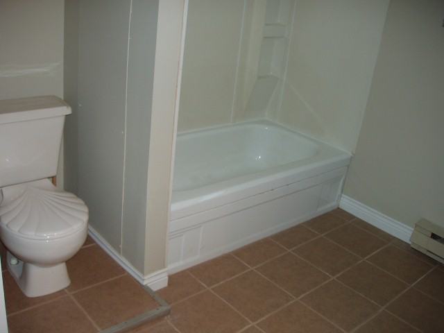 220 Rue Thibodeau #B - Photo 3 of 5