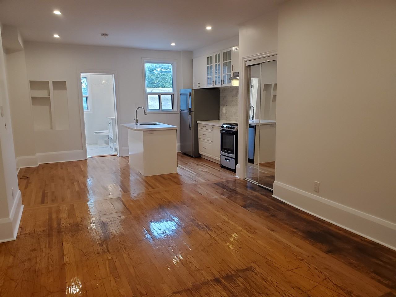 1300 Lansdowne Avenue #Main - Photo 3 of 18