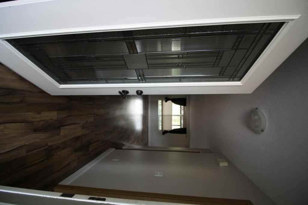 214 Ne 170th Ave - Photo 7 of 32